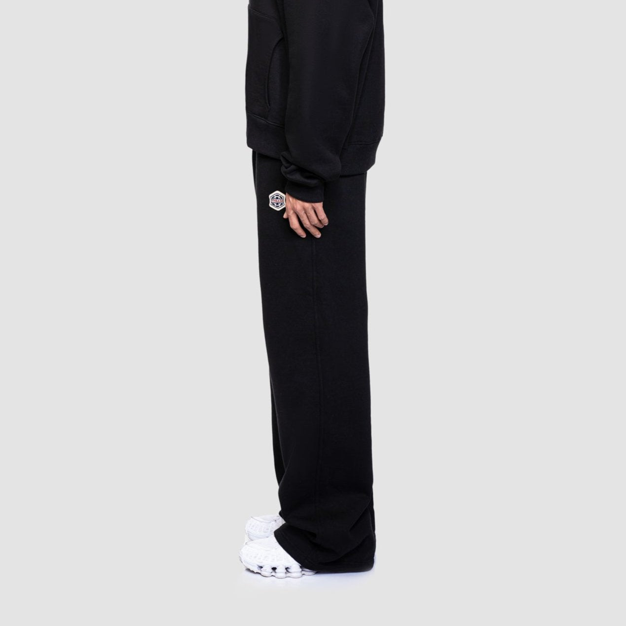 DNA PATCH TRACKPANTS - BLACK